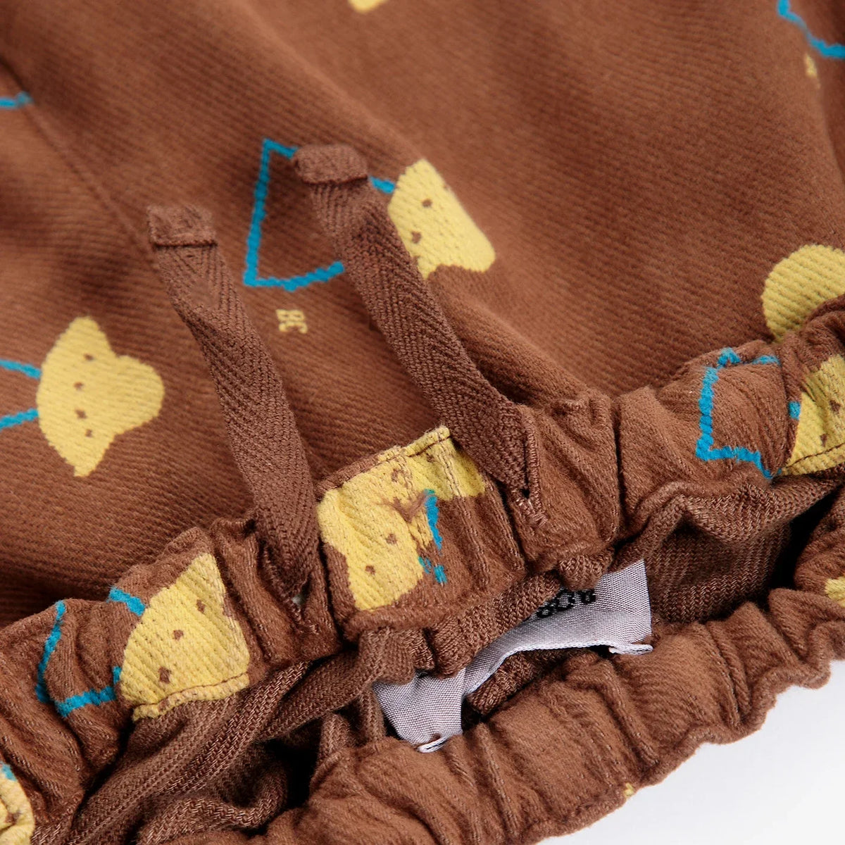 Pixel Abduction all over woven pants