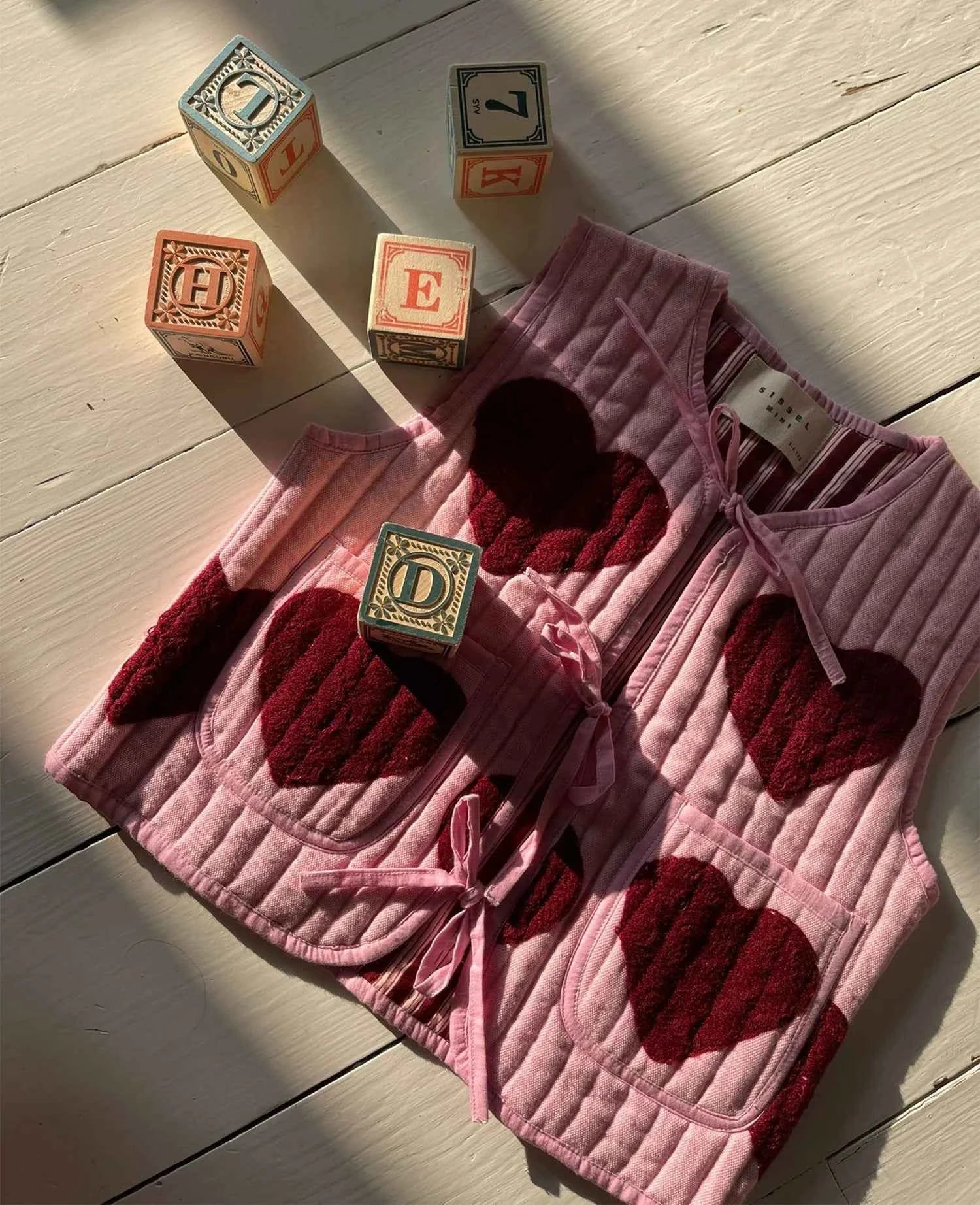 Honey Mini Vest - Burgandy Hears