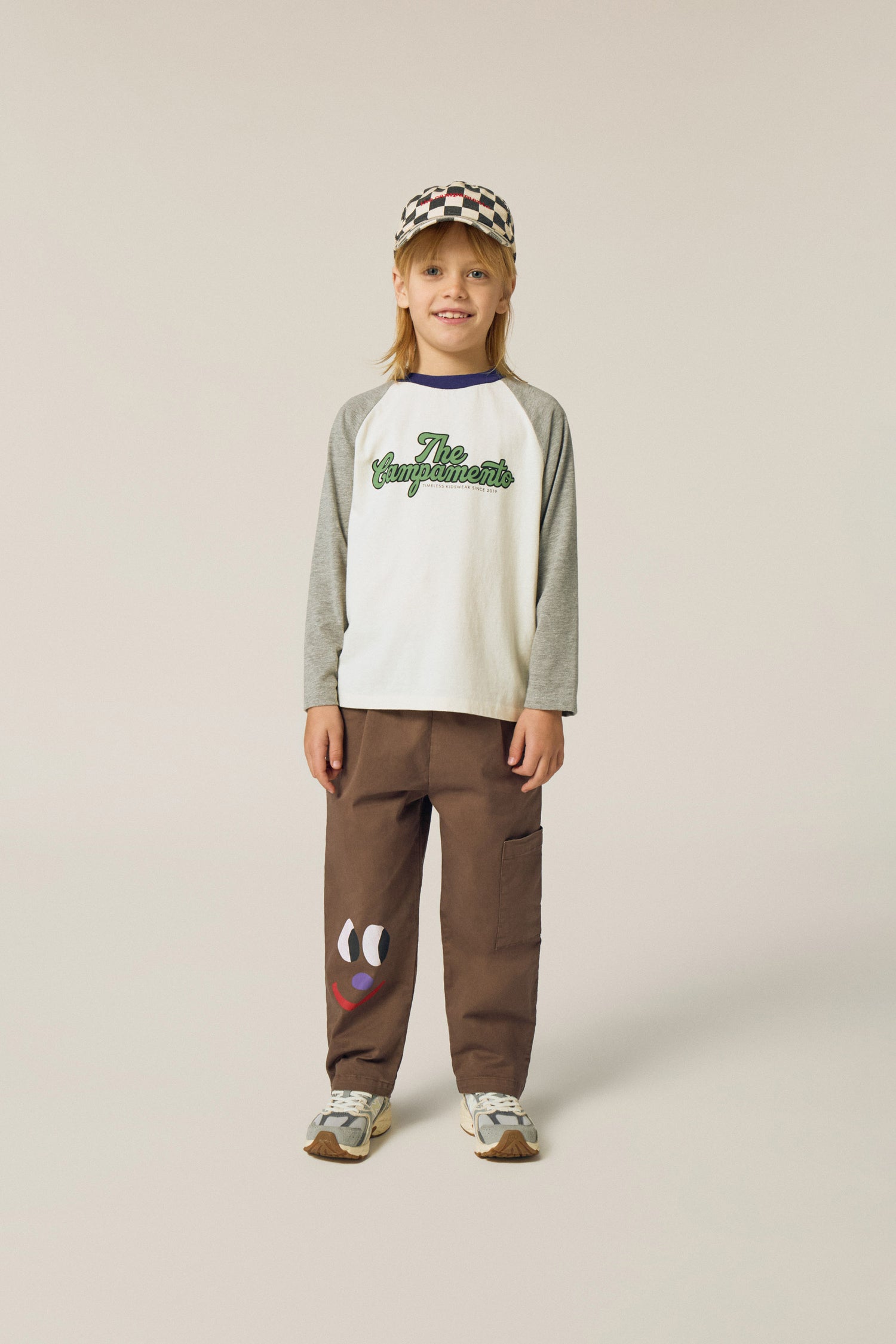 The Campamento Color Block Grey Tshirt - Ecru