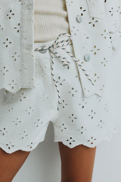 Camelia Short Pure Cloud Denim